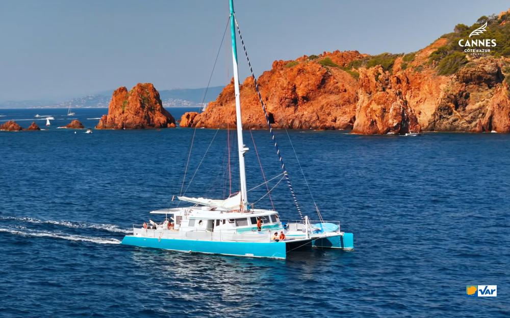 Croisières en mer sur un Catamaran à Cannes