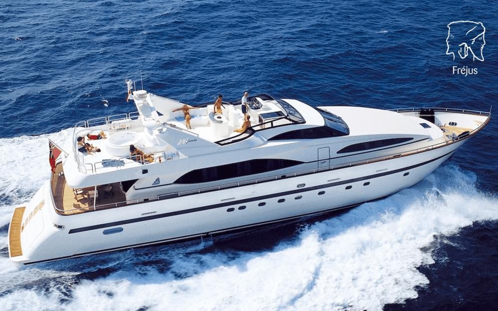 Cruise on a yacht in Fréjus