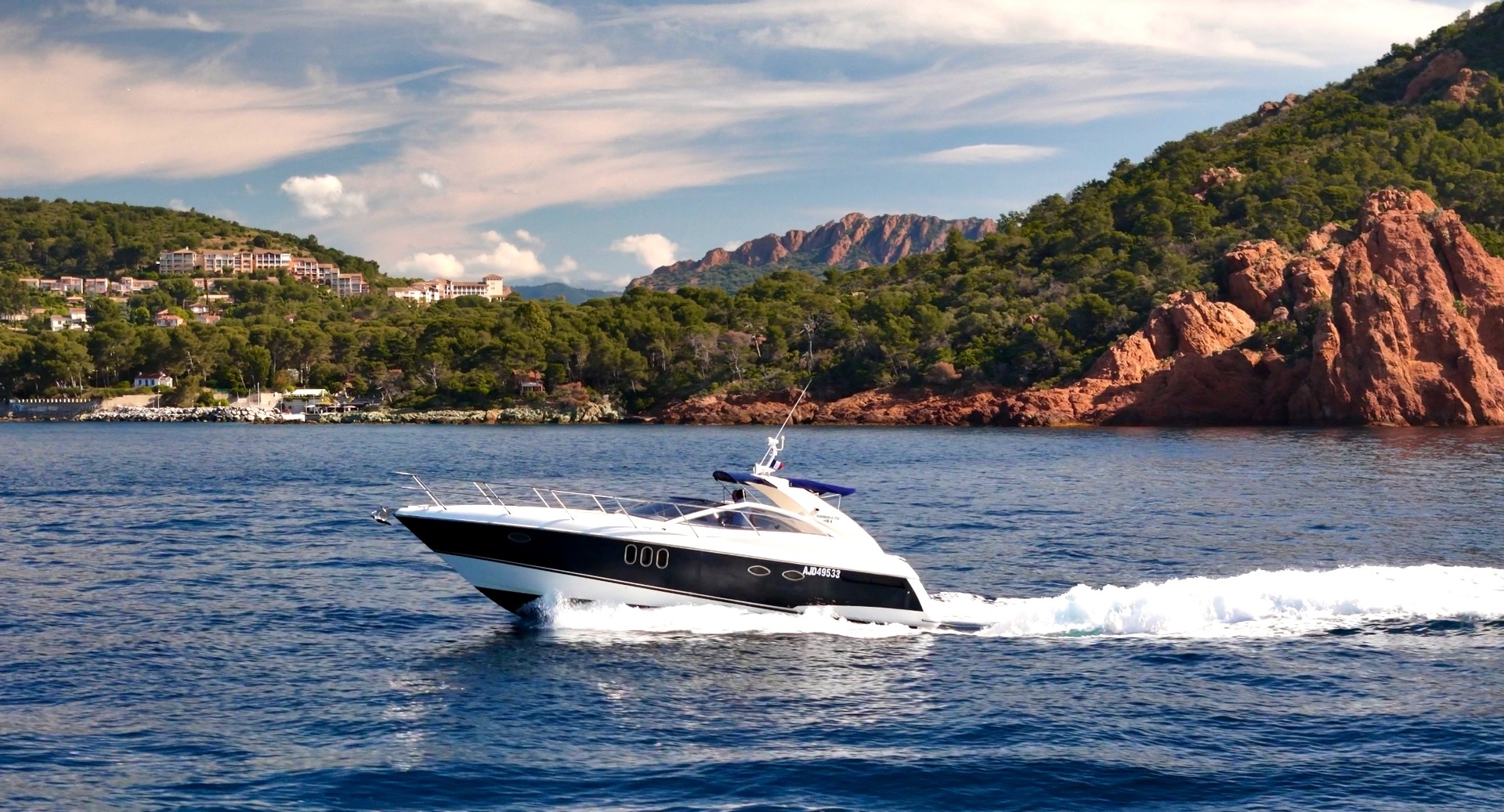 Yachts charter ABSOLUTE 41