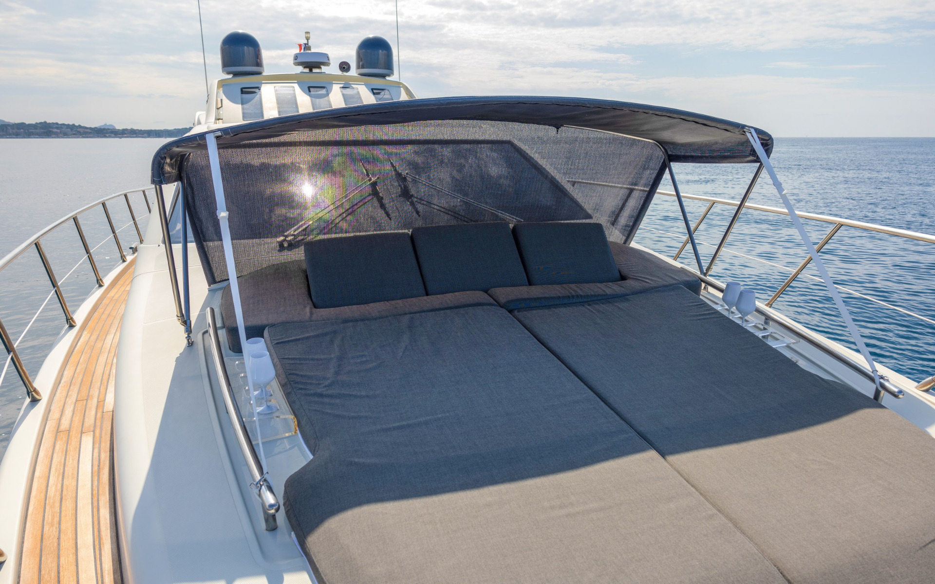 Location yachtsselection AZIMUT 68S