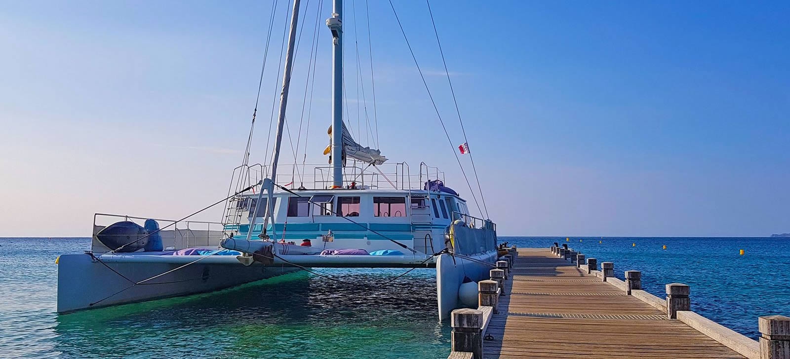 Location catamarans CATAMARAN XT 28