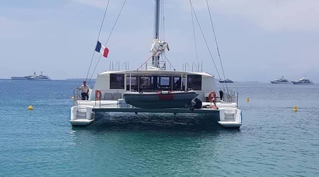 Catamarans rental CATAMARAN XT 28