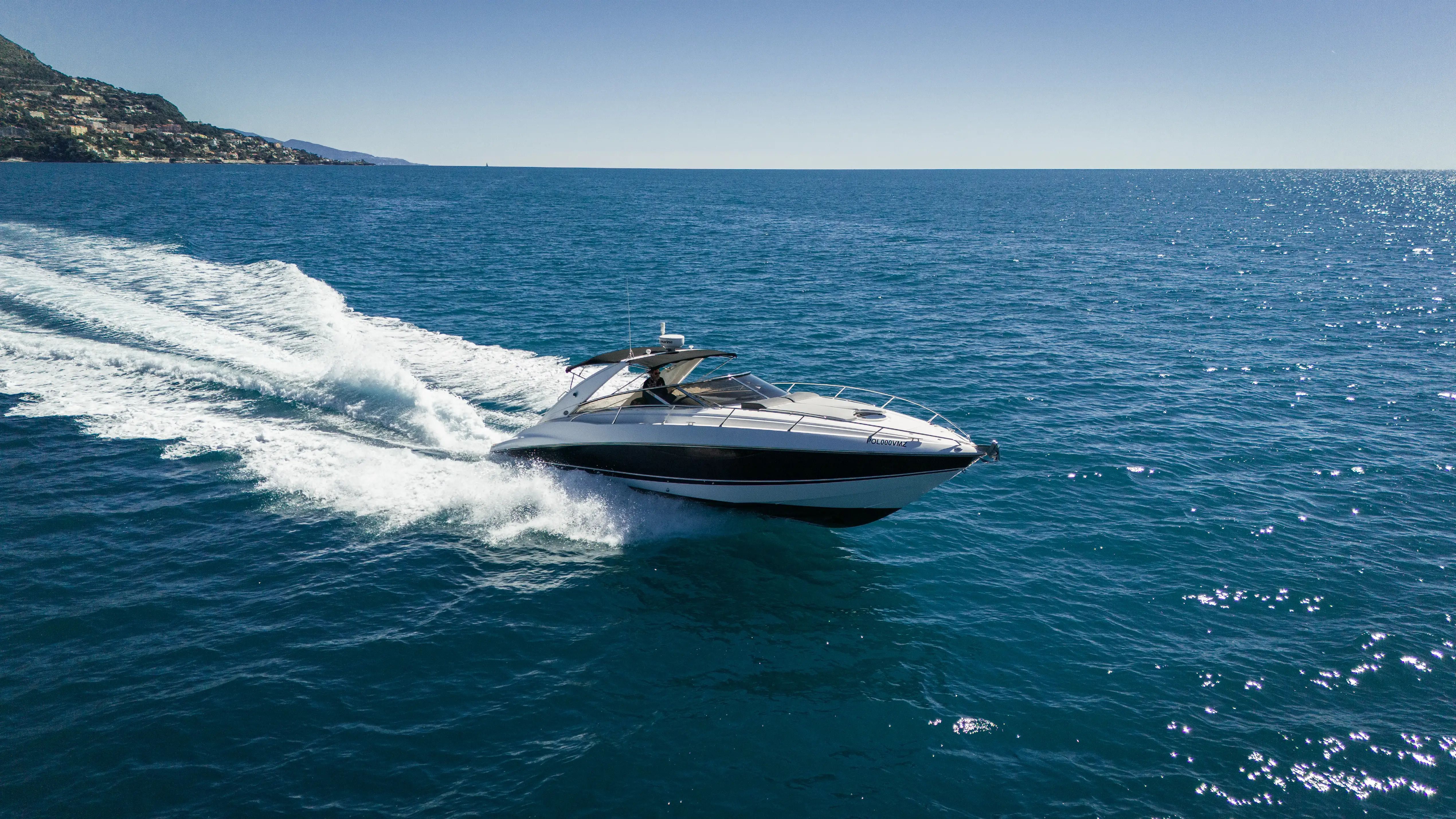 Location location SUNSEEKER SUPERHAWK 43