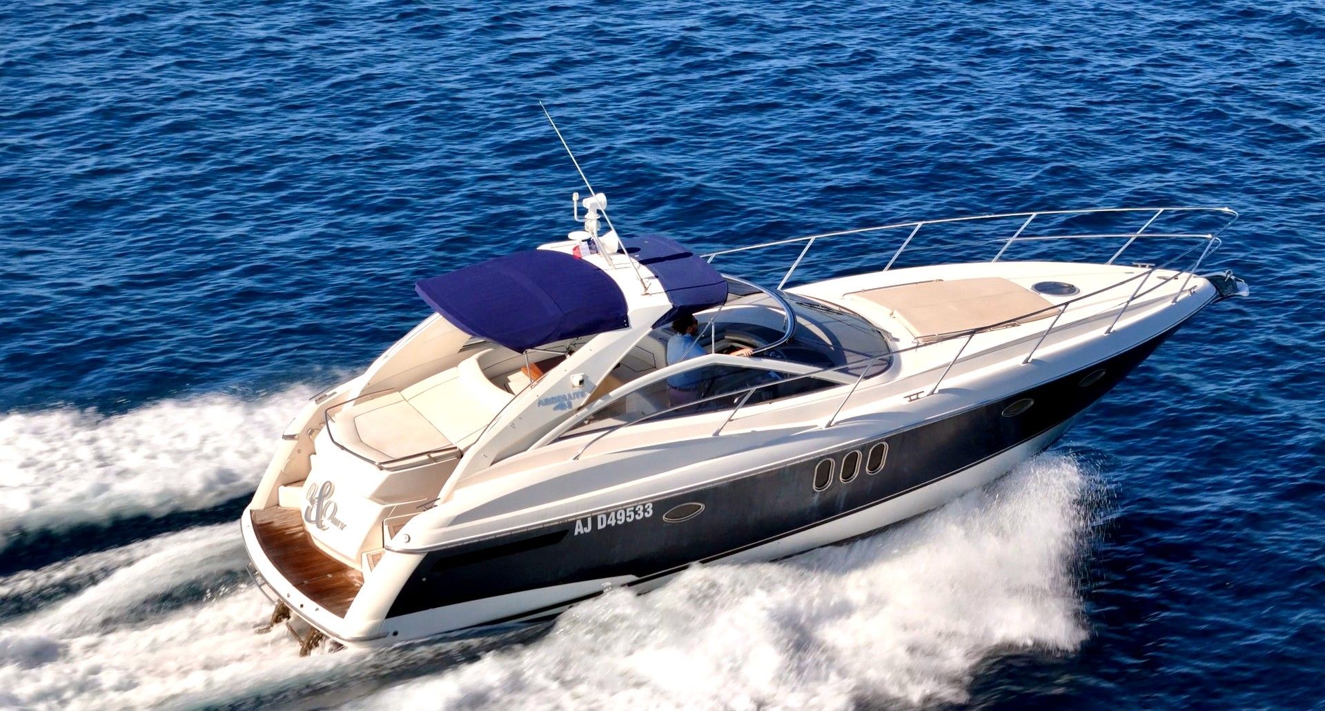 Location yachts ABSOLUTE 41