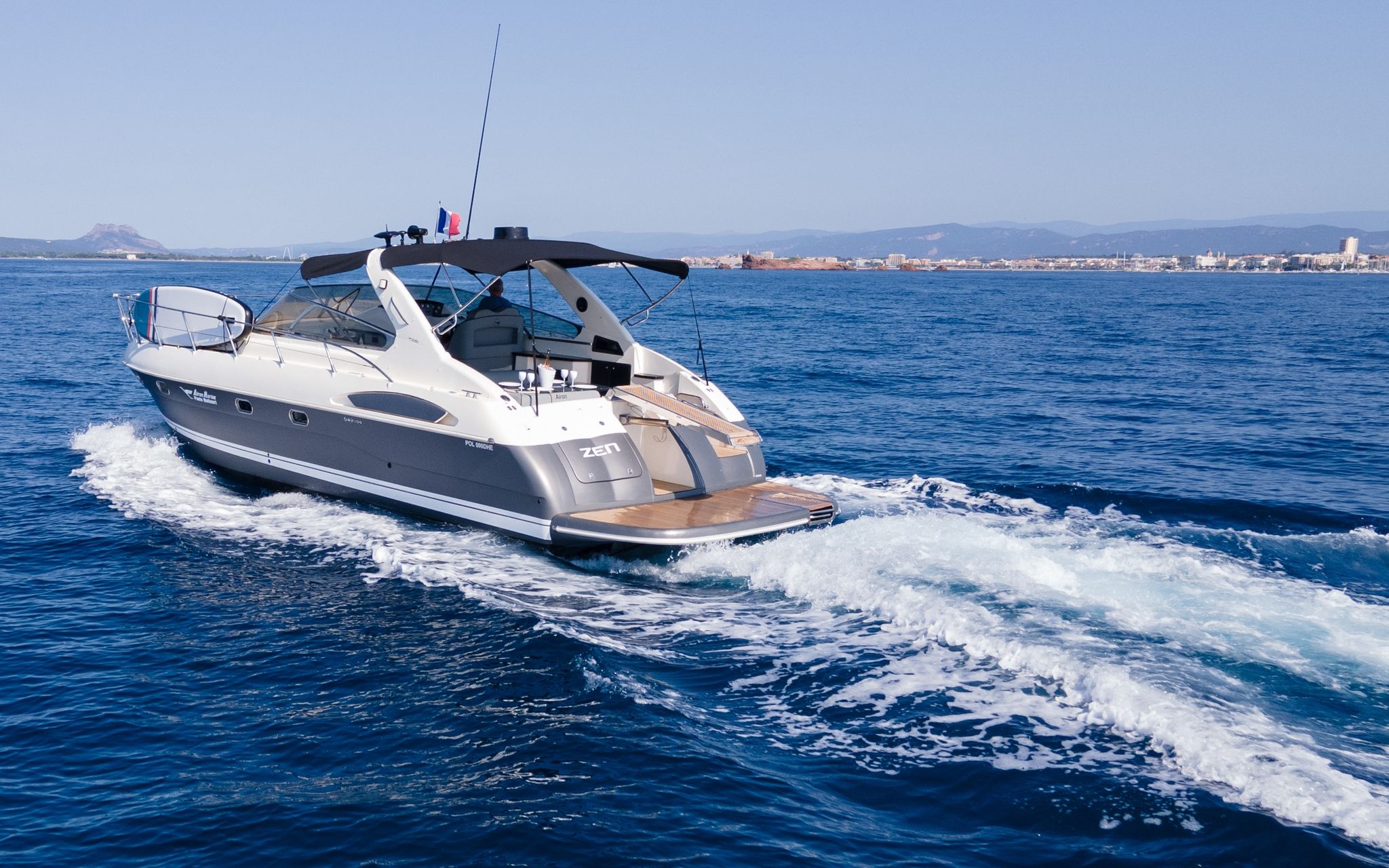 Location yachts AIRON 388