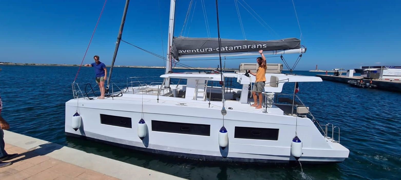 Catamarans rental CATAMARAN XT 20