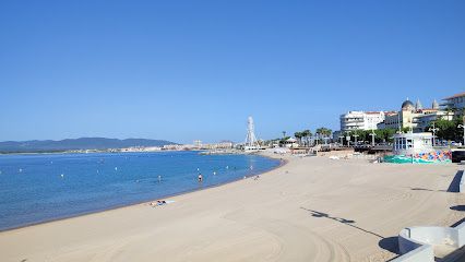 Puis-je louer un bateau depuis la plage du Veillat - Le Vieux Port