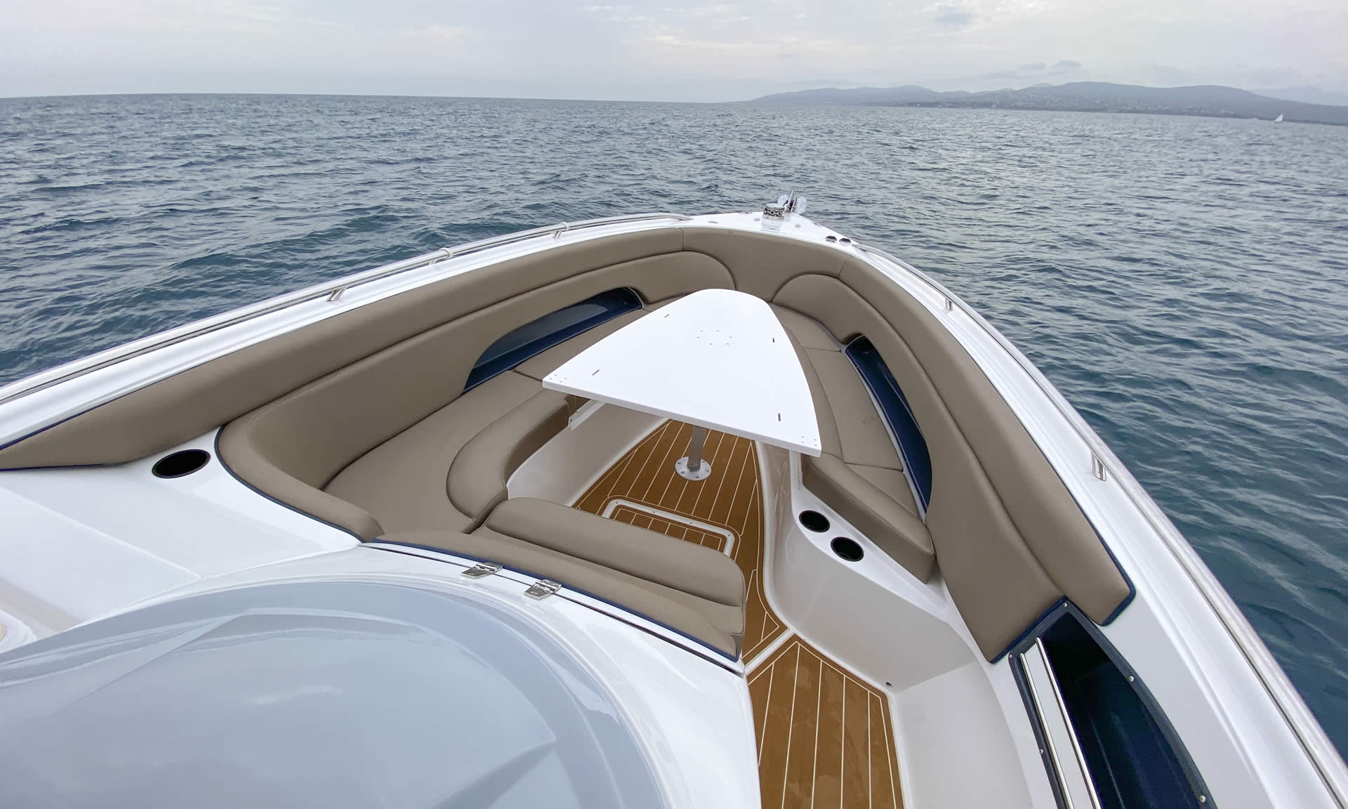 Yachts rental Imersea F28