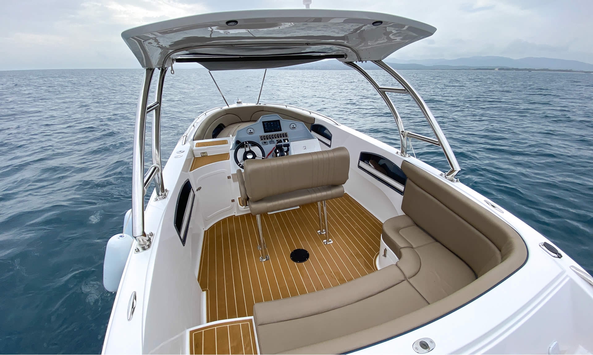 Yachts rental Imersea F28