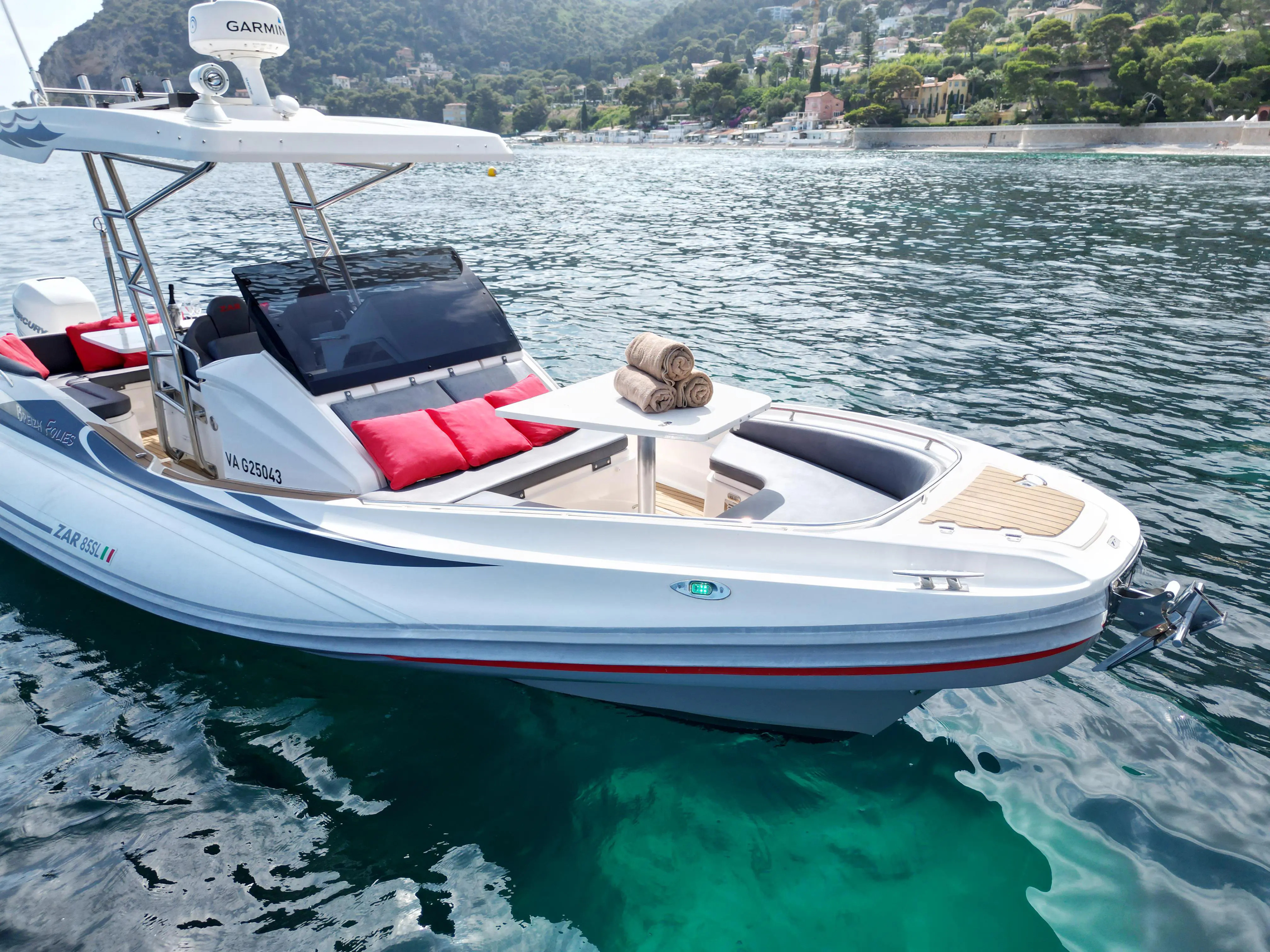 Yachts rental ZAR 85 SL