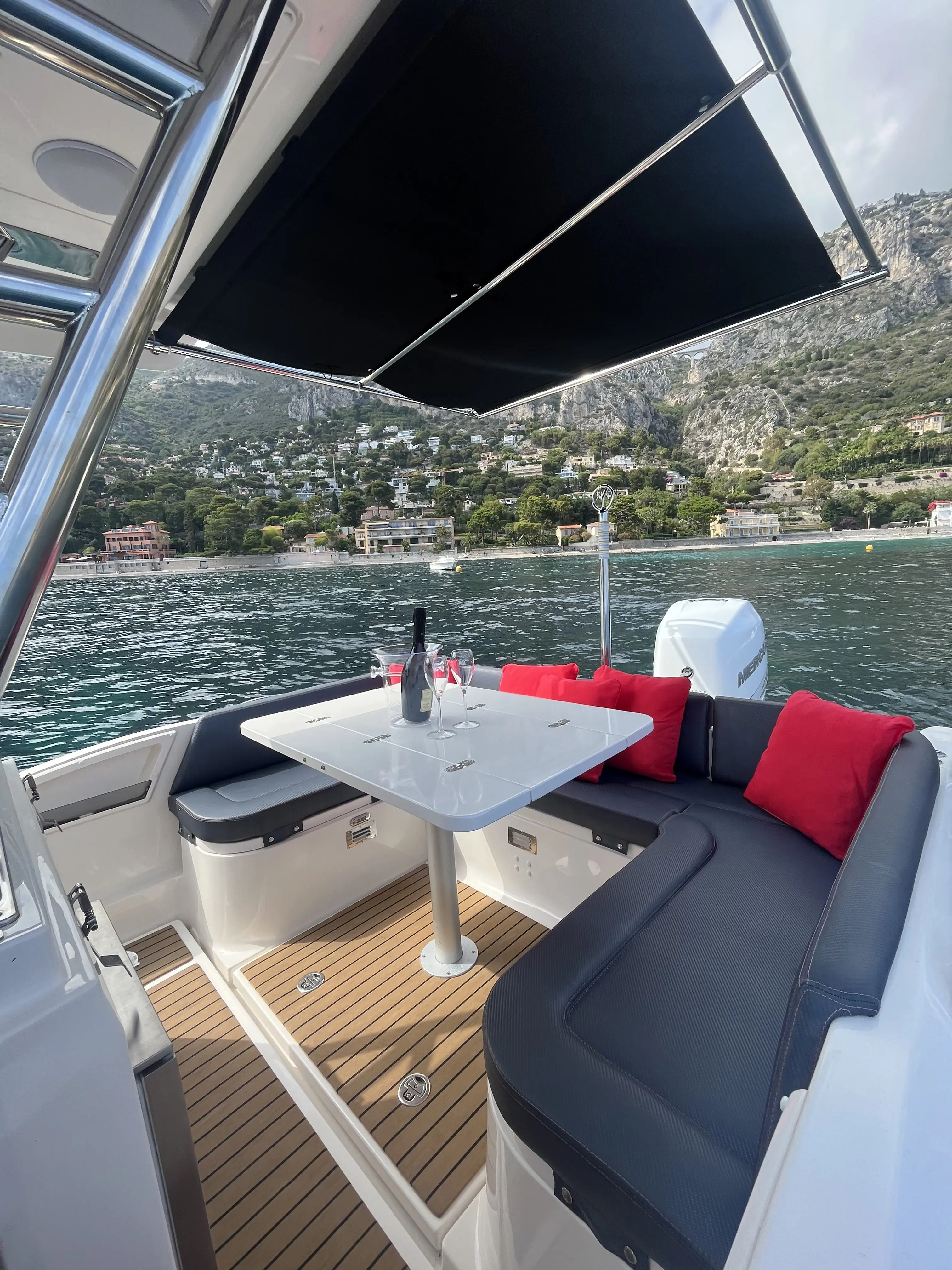 Yachts rental ZAR 85 SL