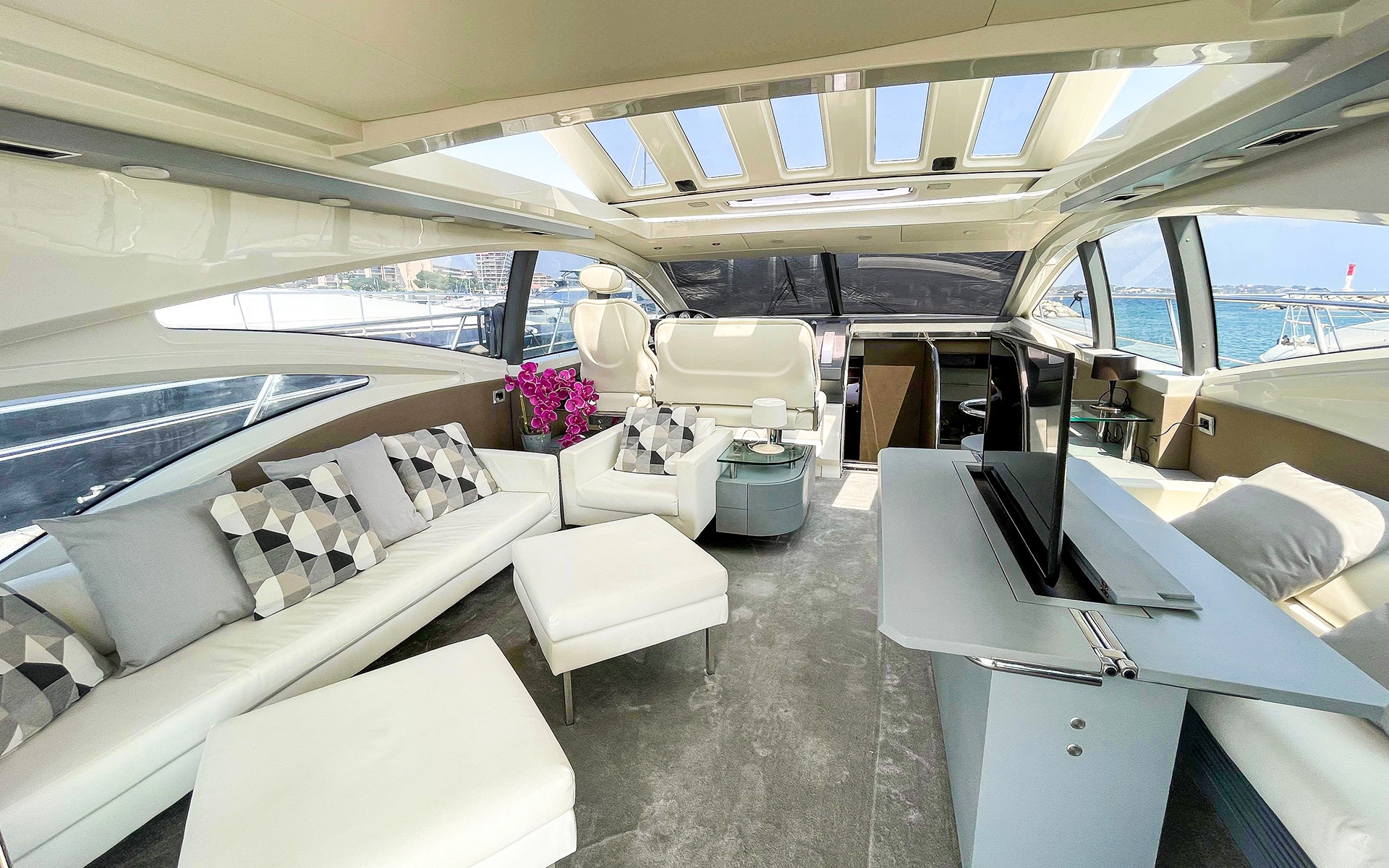 Location yachts AZIMUT 68S