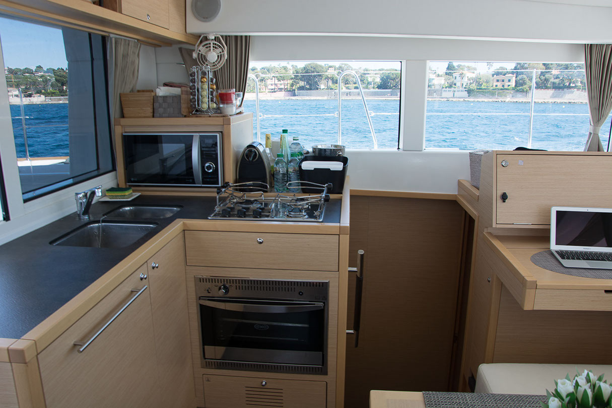 Location location CATAMARAN LAGOON 40
